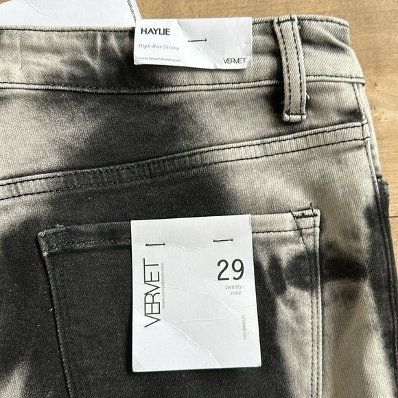 NWT Vervet Haylie High Rise Tie Dyed Crop Skinny Raw-Edge Jeans Black/Grey Sz 29 - Picture 8 of 9